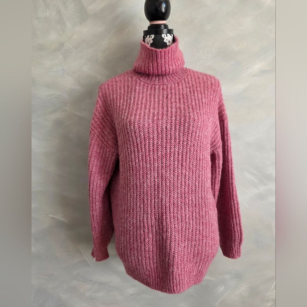 NWT Old Navy Oversized Turtleneck Tunic Sweater Cable Knit Sz S Pale Pink